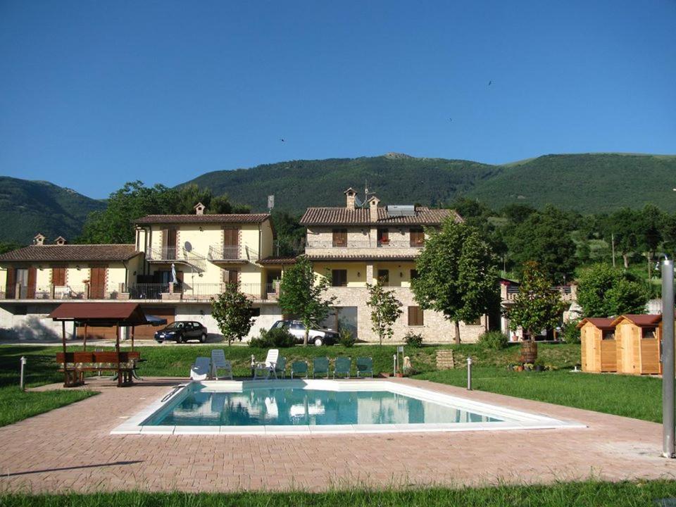 La Sorgente Del Subasio Assisi Apartment Bagian luar foto