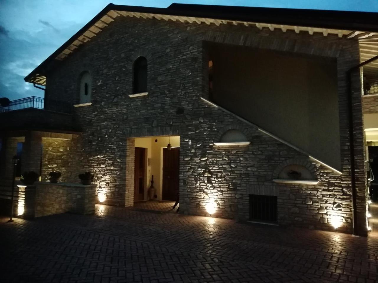 La Sorgente Del Subasio Assisi Apartment Bagian luar foto